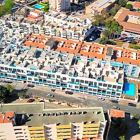 Hotel Quiet Apartment, 2 Swimming Pools, Near The Sea 5*