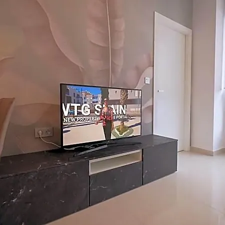 Quiet Apartment, 2 Swimming Pools, Near The Sea Hotel